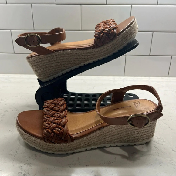Brown Braided Memory Foam Wedge Espadrille Heel Ankle Strap Sandals Size 8.5 - Picture 1 of 13